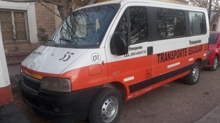 TRANSPORTES ESCOLARES PODRÁN HACER TRASLADOS, FLETES Y DELIVERY