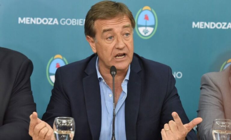 MENDOZA RESTRINGIÓ ACTIVIDADES