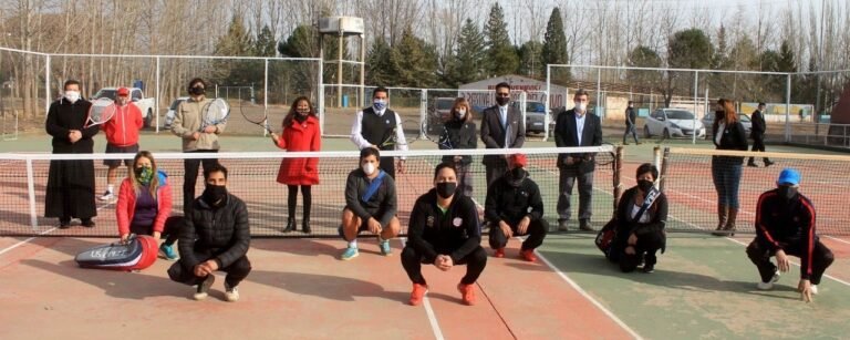 REABRIERON CANCHAS DE TENIS DEL POLIDEPORTIVO