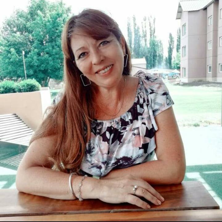 VIVIANA MOSCA REEMPLAZA A DEOLINDA MERCADO EN ACCIÓN SOCIAL