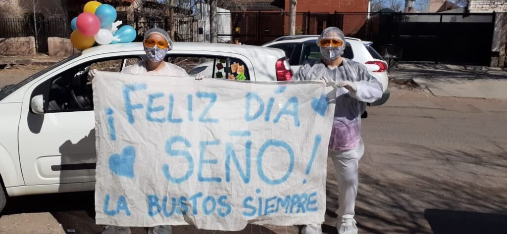LAS ESCUELAS BUSTOS DÁVILA Y LUIS PASTEUR FESTEJARON EL DÍA DEL MAESTRO 4 b351d1a3 df20 4f33 80bb 2ef6e6cdf799