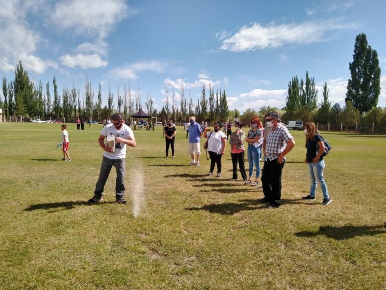 Emotivo: Esparcieron cenizas del extinto periodista Carlos “Bochín” Brega” en cancha de Volantes