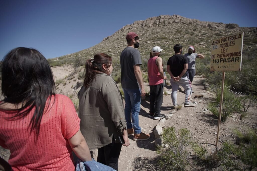 ef1df277 67d6 40d4 bcb8 c39babfe0145