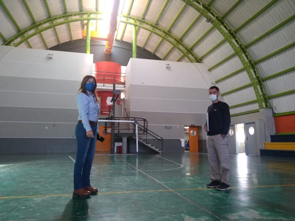 fernanda narambuena pablo araujo polideportivo agua escondida
