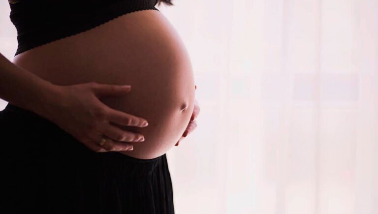 Mañana inicia semana de la vacunación para mujeres gestante