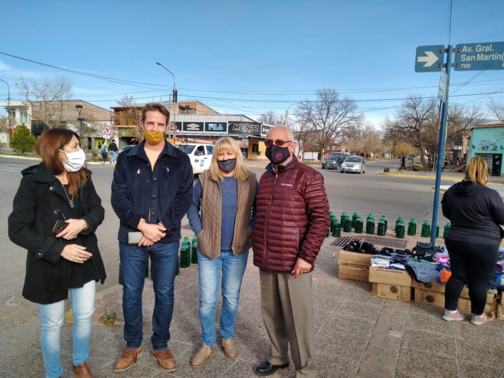 e77db64e 3d40 4f0d b3e5 d28b59acbe10