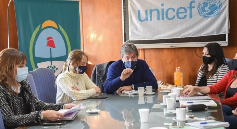 Mendoza y Unicef suman logros por los derechos niños