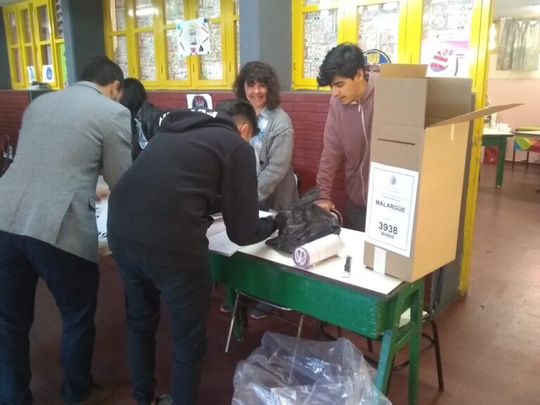 Piden mayores controles para la carga de datos de las elecciones