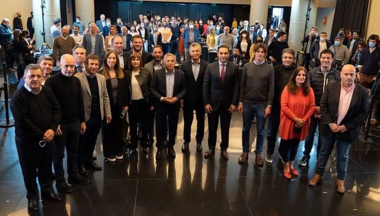 Juntos por el Cambio reunió a candidatos y referentes de todo el país