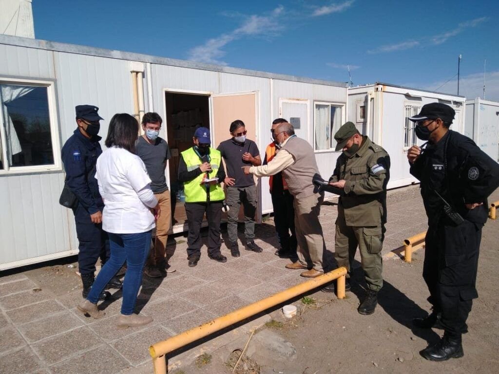 FUNCIONARIOS AEROPUERTO