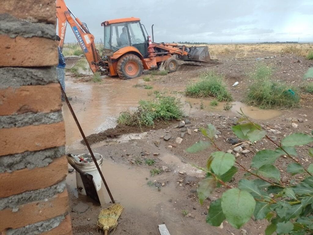 Teléfonos de utilidad por la emergencia pluvial 3 lluvia1