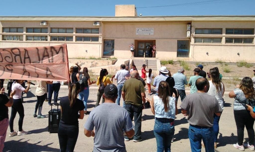 marcha policia fiscalia 221
