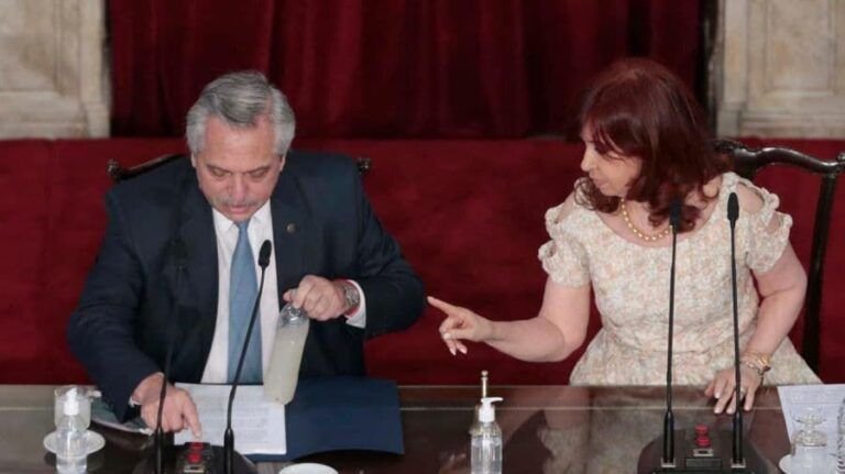 Dirigente peronista pide adelantar elecciones presidenciales