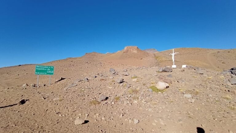 Travesía ciclística por Paso Planchón-Vergara