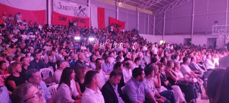 Los radicales se mostraron unidos en San Rafael