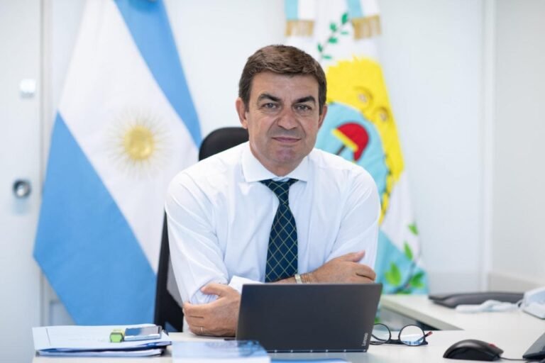 De Marchi se diferenció del liderazgo de Alfredo Cornejo