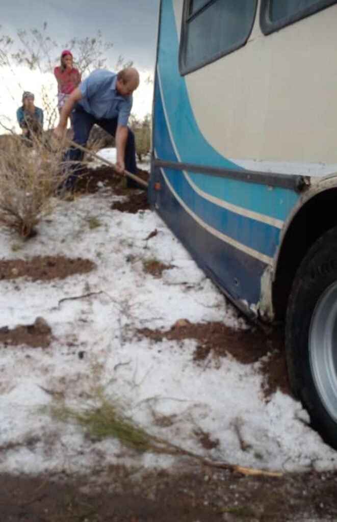 Tormenta en La Escondida deja rutas y calle cortadas 5 tormenta