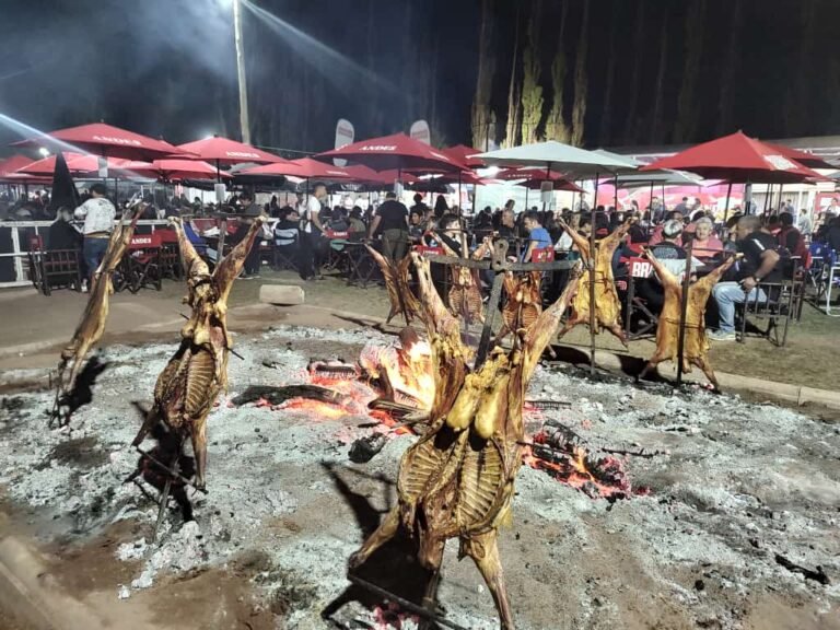 Precios de la comida en la Fiesta nacional del chivo