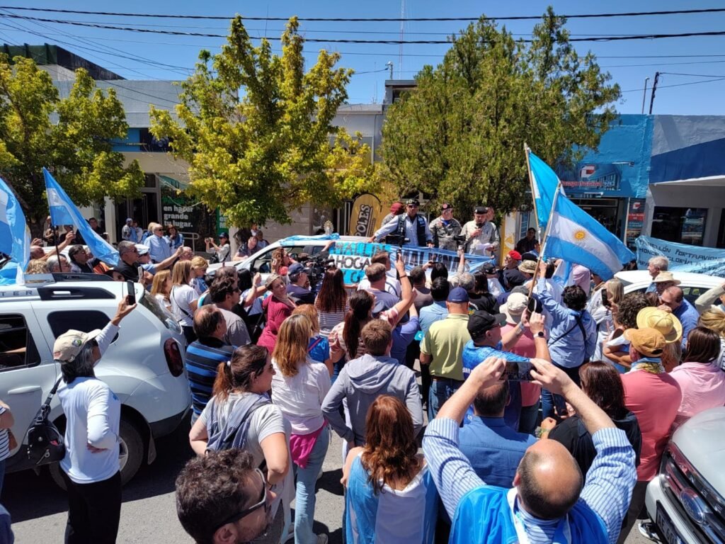 movilacion contra mapuches1