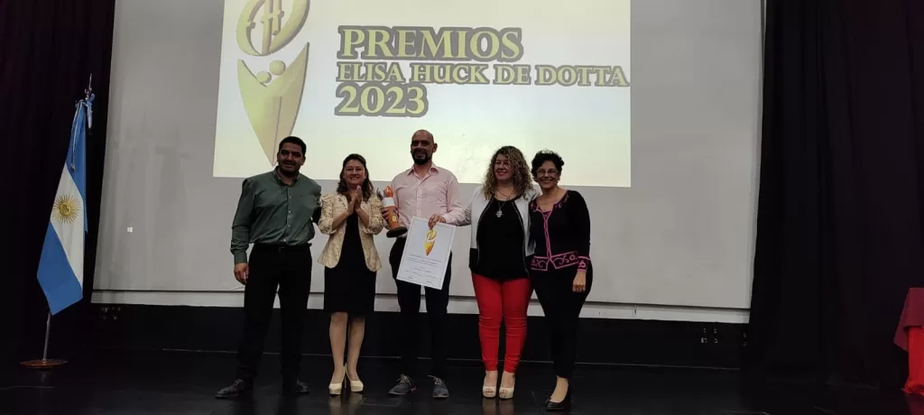 premios elisa 2023 gustavo cabanas