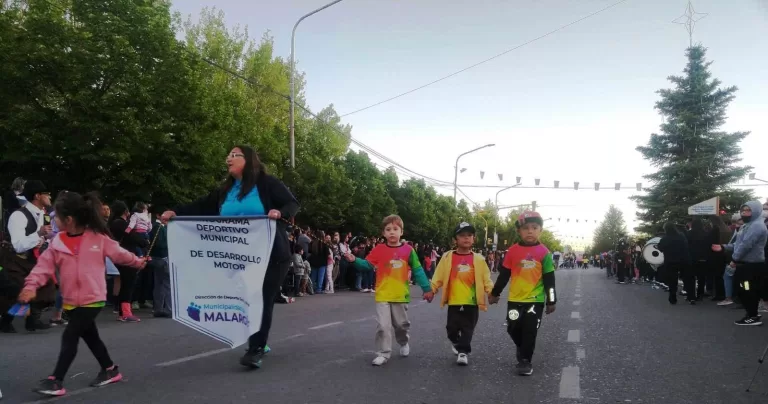 Inscriben para desfile del 16 de noviembre 2023