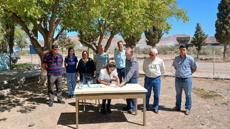 Mendoza tomó posesión plena de terrenos del futuro polo logístico Pata Mora