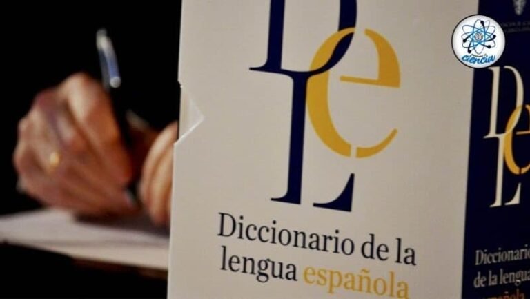 Por decreto de la RAE, dos letras desaparecen del abecedario español