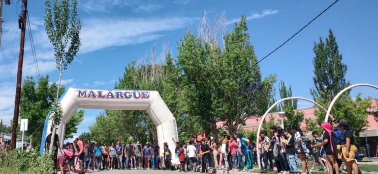 La Escuela Gendarme Argentino celebró su Mini maratón familiar promoviendo valores y salud