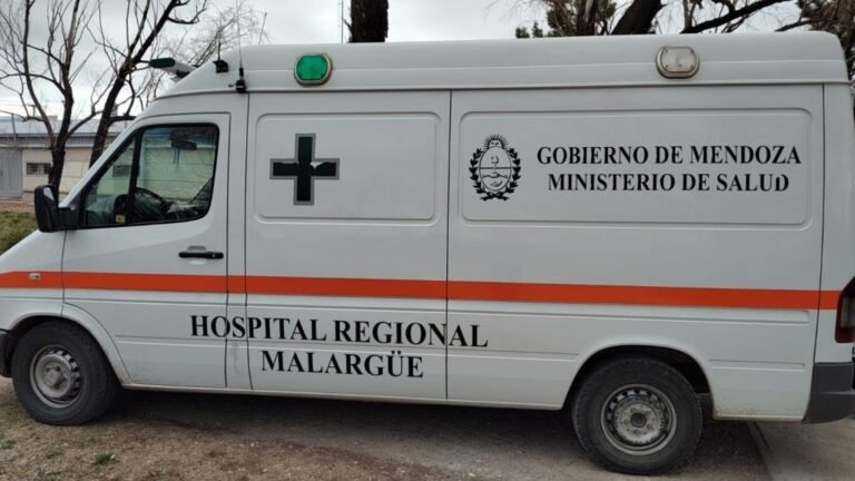 Trasladan a Mendoza a un hombre tras sufrir un corte profundo