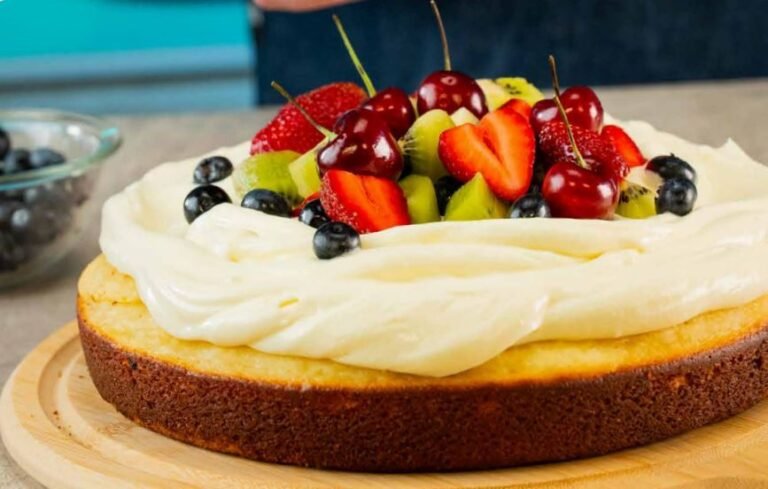 La receta del sábado, hoy torta de yogurt y frutas