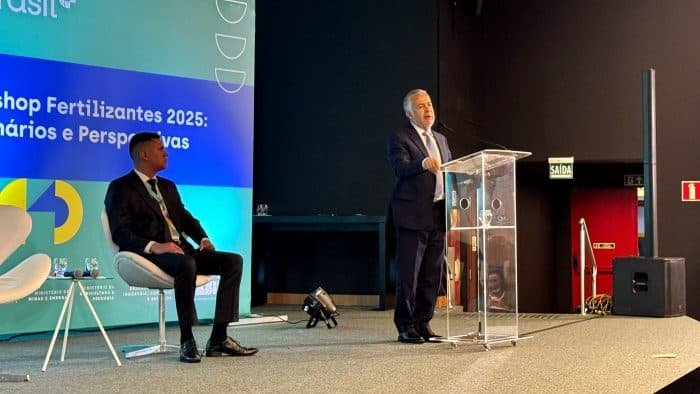 Cornejo ofrece potasio mendocino a Brasil como insumo clave para la agricultura