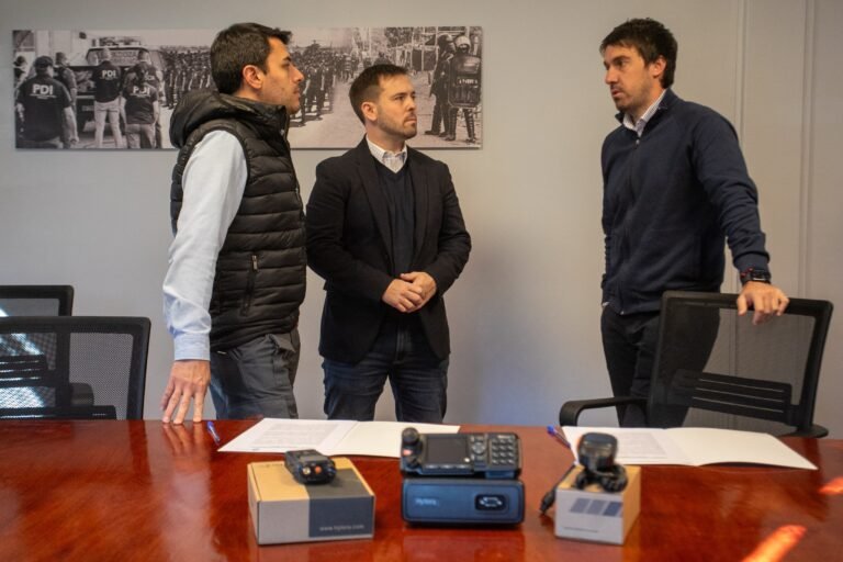 Policía Ambiental Minera se suma al sistema de comunicaciones TETRA
