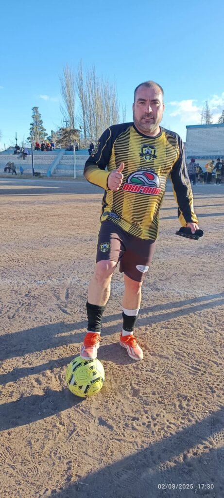 EN LA COVEFUM MANDA SERVICIOS Y EN EL MIGUEL SERRANO LIDERAN VOLANTES UNIDOS Y TERCER TIEMPO 3 WhatsApp Image 2025 08 26 at 19.56.53