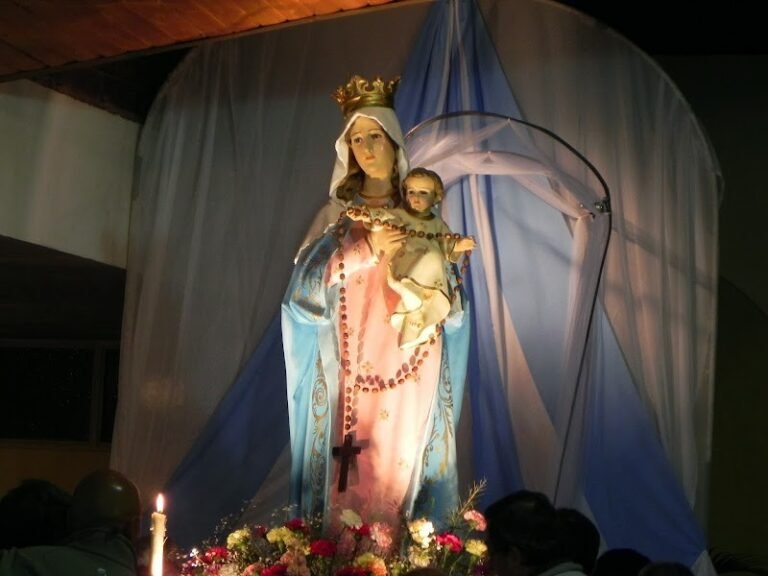 El municipio declaró asueto por el Día de la Virgen del Rosario, Patrona del departamento.