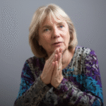 Invitan a acompañar a la Lic. Norma Pagés en el reconocimiento a su libro “La Lámpara Encendida”