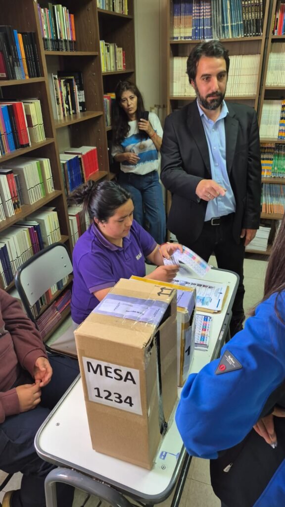 Reflexión y aprendizaje ciudadano en la Escuela Aborigen Americano 13 Imagen de WhatsApp 2025 10 24 a las 08.24.26 c5ff8322