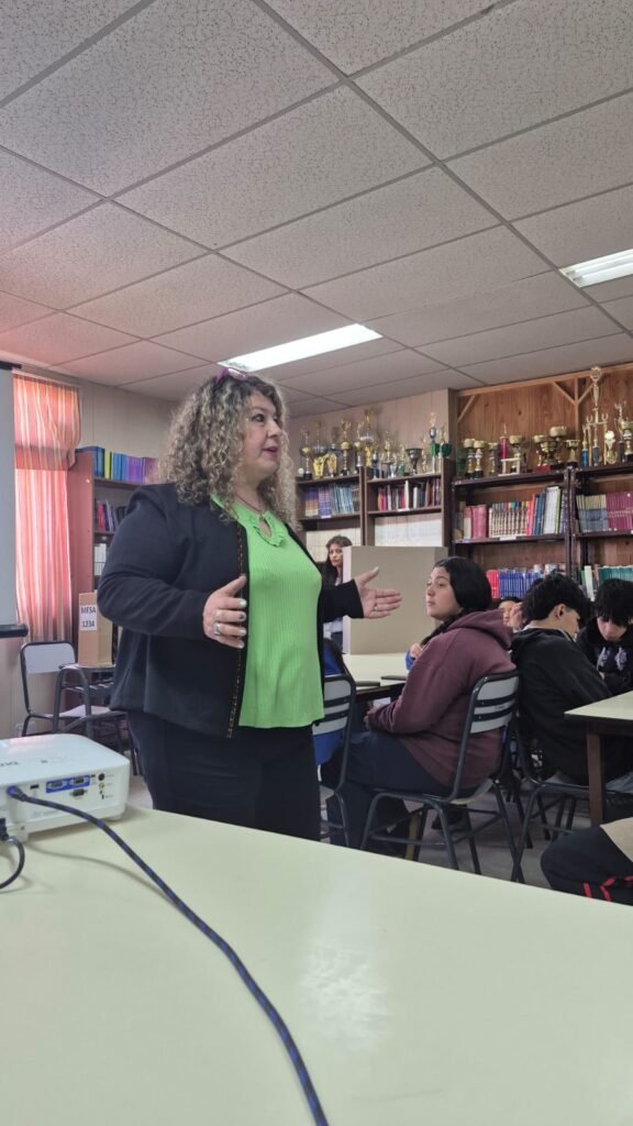 Reflexión y aprendizaje ciudadano en la Escuela Aborigen Americano 10 Imagen de WhatsApp 2025 10 24 a las 08.24.28 95fb7f8e