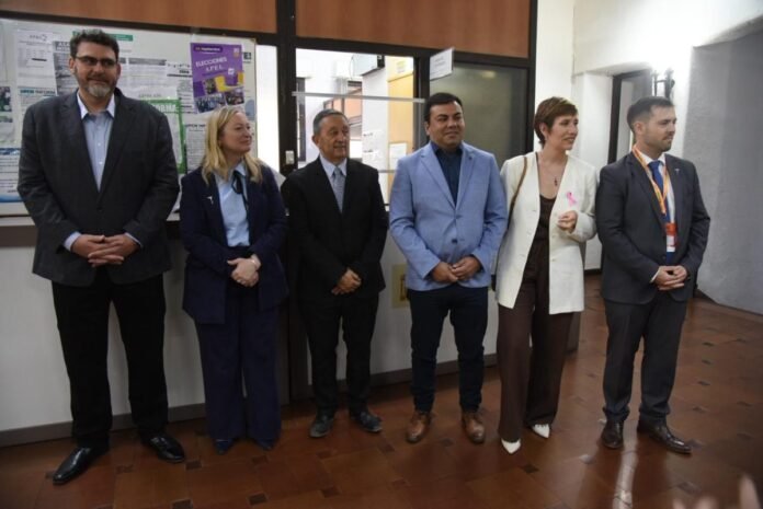 MALARGUE DISTRITO MINERO La ministra de Energía y Ambiente, Jimena Latorre, junto a la vicegobernadora Hebe Casado, el presidente provisional del Senado Martín Kerchner, el presidente de Diputados Andrés Lombardi y los intendentes Celso Jaque (Malargüe) y Francisco Lo Presti (Las Heras).