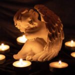 Rosa y celeste: colores de amor y memoria en la Ola de Luz 2025