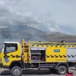 Preocupación en Bardas Blancas por un incendio reactivado y la limitada llegada de ayuda.