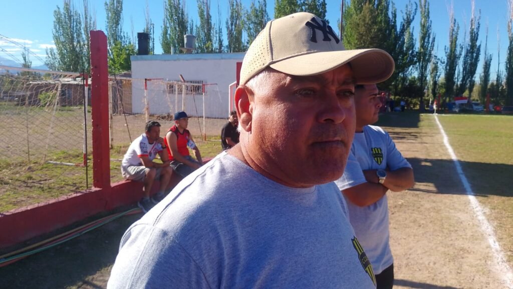 alberto Zarate DT Eugenio Bustos