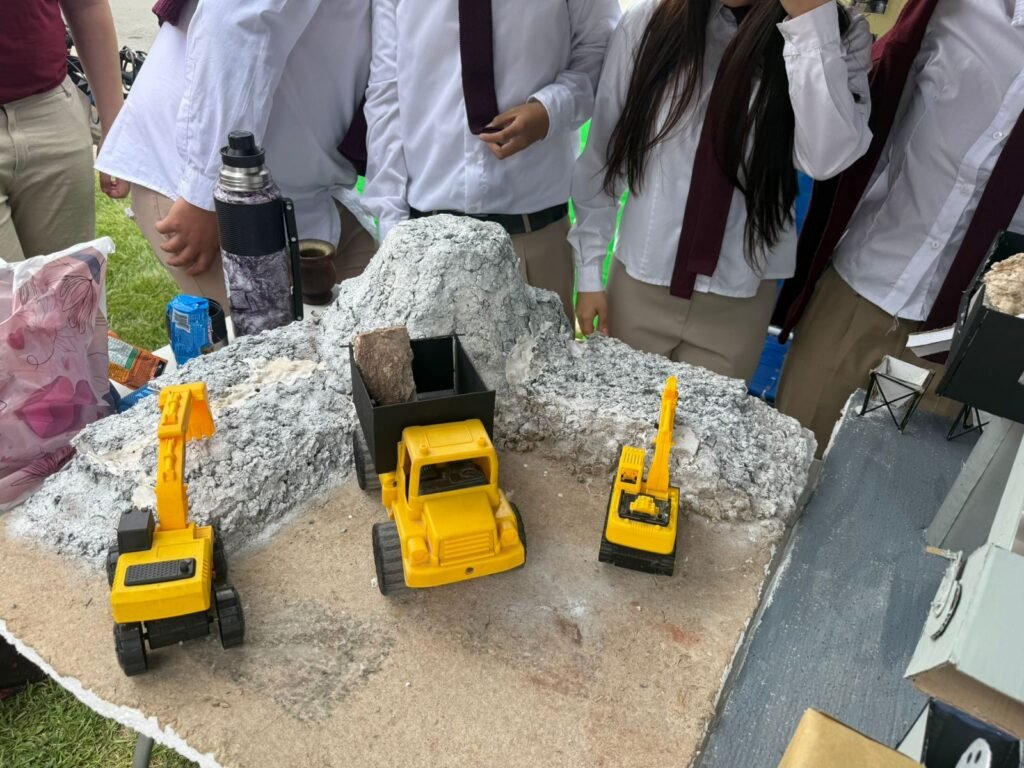 El E.S.T.I.M realizó una ExpoTencia histórica con más de 200 proyectos 9 855c8a04 dd30 490c 8502 f2ea24576c24