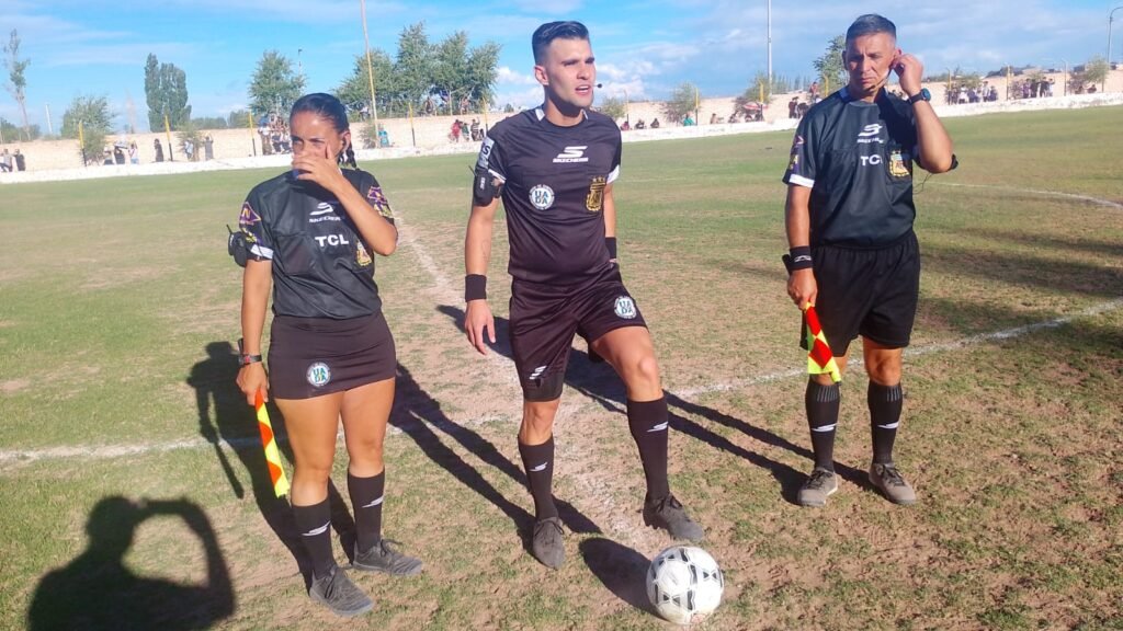 Arbitros del partido