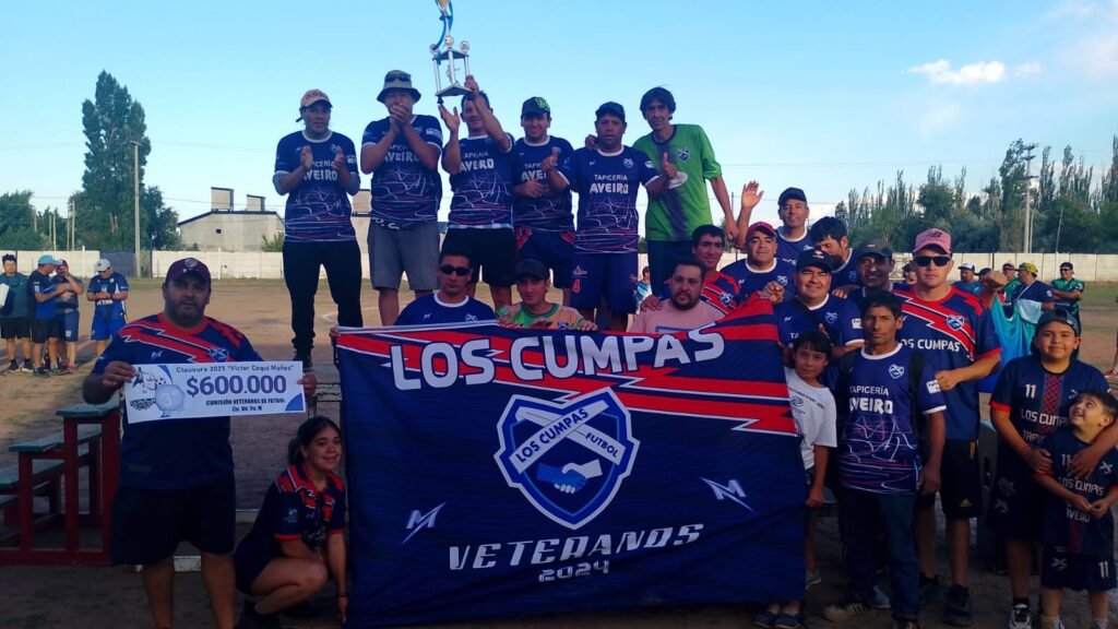 Servicios Públicos gritó campeón y se llevó todo en el Clausura de Veteranos 1 LOS CUMPAS 1 1