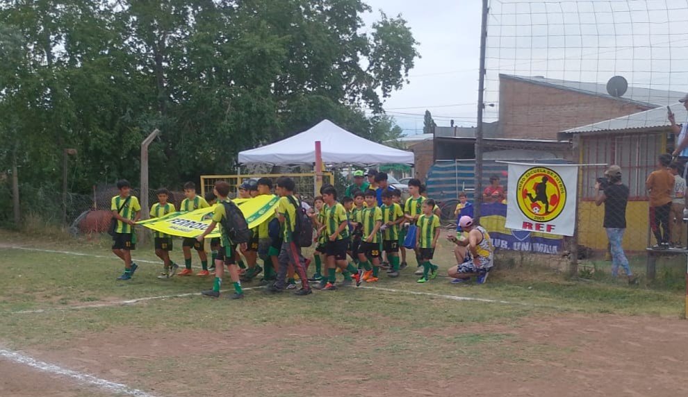 Malargüe Cup 2025: desfile, emoción y fútbol internacional en el inicio de su tercera edición 1 WhatsApp Image 2025 12 07 at 9.21.41 AM 1