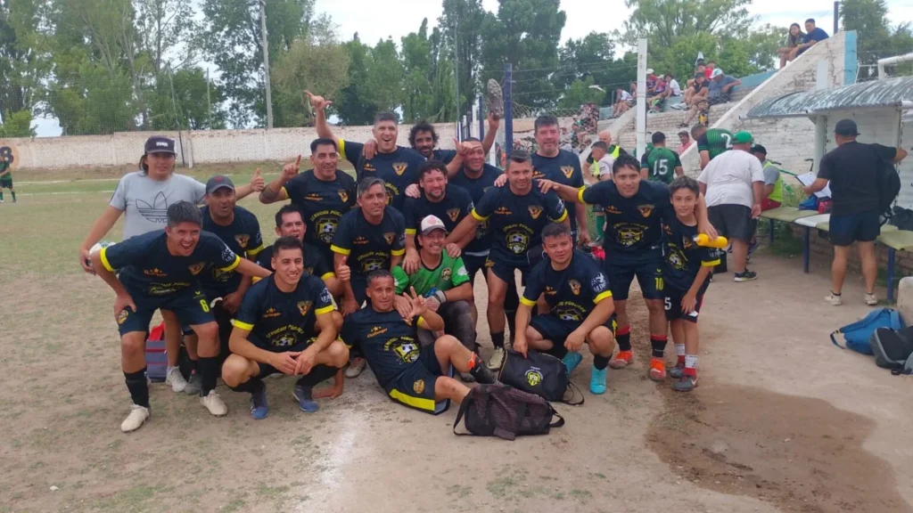 Fútbol de Veteranos X 2 2 WhatsApp Image 2025 12 10 at 2.13.53 PM 1536x864 1