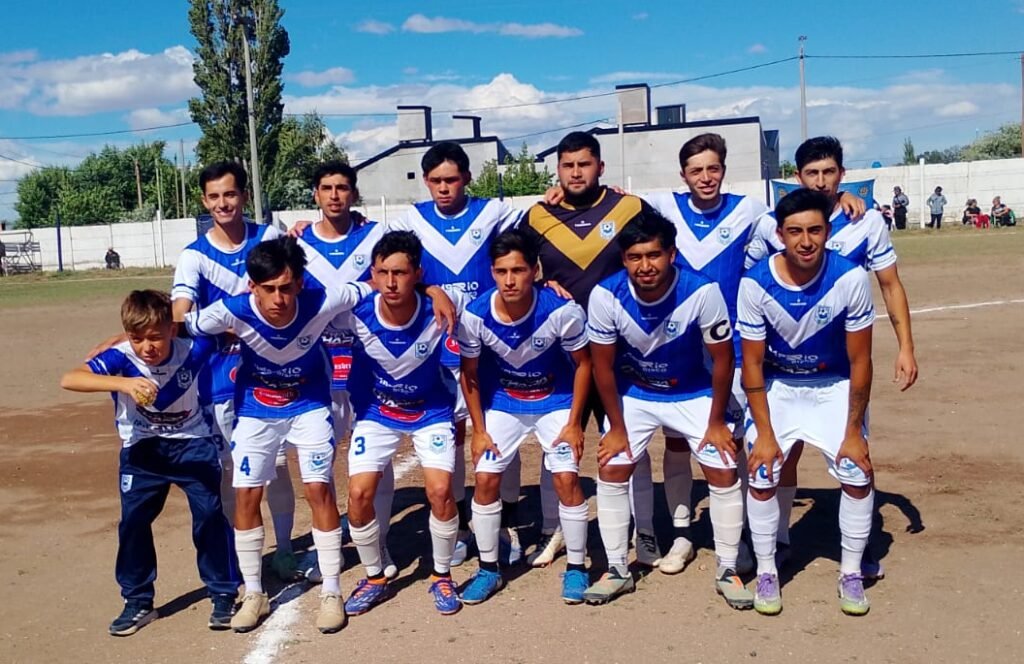 Vialidad Nacional y Volantes Unidos disputarán el domingo la gran final del Clausura 2025. 3 WhatsApp Image 2025 12 16 at 6.21.26 PM e1766001784944