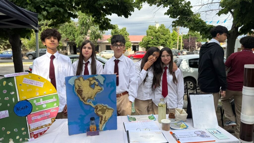 El E.S.T.I.M realizó una ExpoTencia histórica con más de 200 proyectos 25 ea4c8be9 fae5 4580 b946 e67d6b71fe20