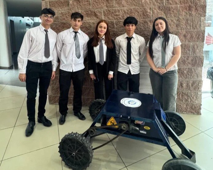 Alumnos malargüinos brillaron en el Concurso "Proyecto Más Innovador 2026" 2 sembradora de ajo8