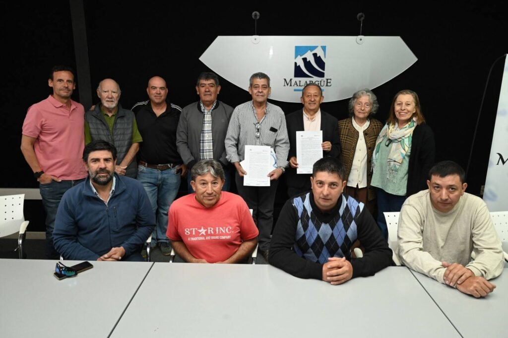 Jorge Correa: “Ahora tenemos la tranquilidad para invertir y crecer en el Secano mendocino” 4 642753159 1223660513270938 1802926142733948890 n